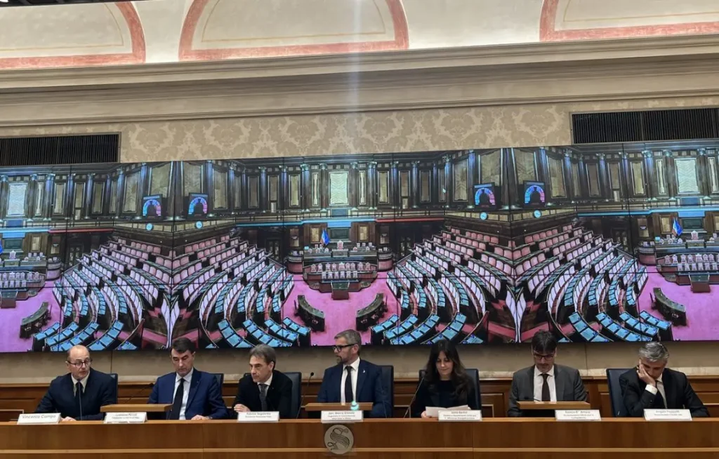 Mercato immobiliare 2025: compravendite +6,5%, cresce fascia famiglie senza accesso alla casa