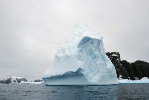 Riscaldamento dell’Antartide: impatti sulla stabilità atmosferica, rivelazioni da uno studio ENEA.