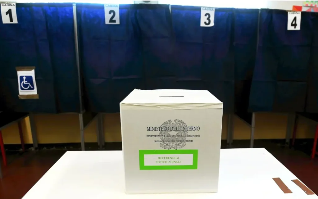 Referendum giustizia: oltre 51 milioni di italiani votano nei seggi aperti.