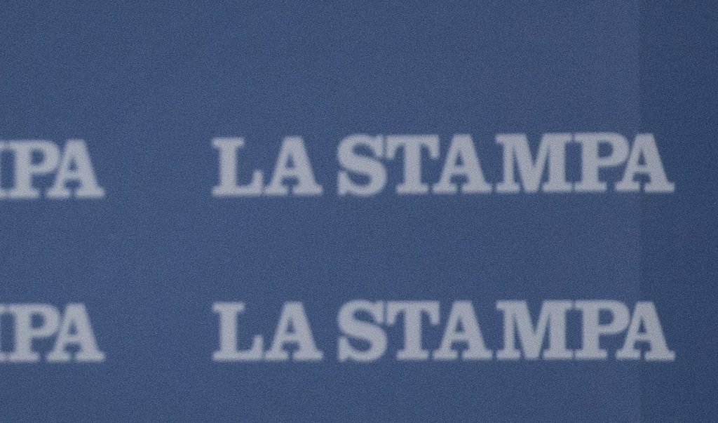 GEDI vende La Stampa al Gruppo SAE, cambiamento storico nel panorama editoriale italiano