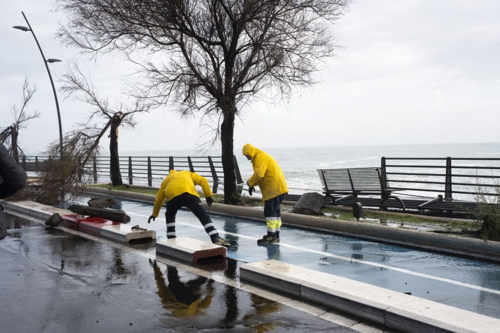 Emergenza maltempo: la Regione interviene dopo i cicloni di febbraio devastanti.