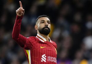 Salah annuncia il suo addio al Liverpool: nuovi orizzonti in vista per la stella egiziana.