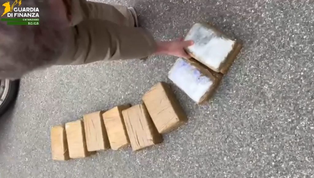 Operazione anti-droga: 15 arresti in tutta Italia legati alla ‘Ndrangheta. Video esclusivo.