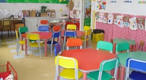 Asilo maltratta bambini: denuncia shock di una madre, chiede giustizia e trasparenza.