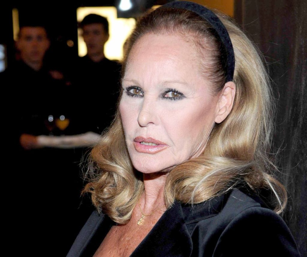 Ursula Andress compie 90 anni: l’icona senza tempo del cinema e dello stile