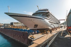 Fincantieri lancia la prima nave da crociera al mondo alimentata a idrogeno.