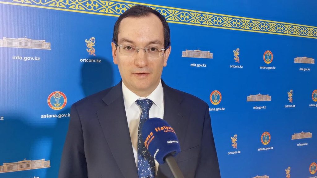 Kazakistan e UE: insieme per potenziare il Middle Corridor e il commercio internazionale.