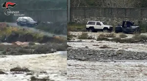 Auto nel torrente nel Reggino: salvate due persone intrappolate in un drammatico soccorso.
