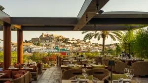 I 31 ristoranti imperdibili di Ibiza da provare nel 2023.