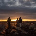 Le sfide emotive e psicologiche minacciano i professionisti della conservazione ambientale.