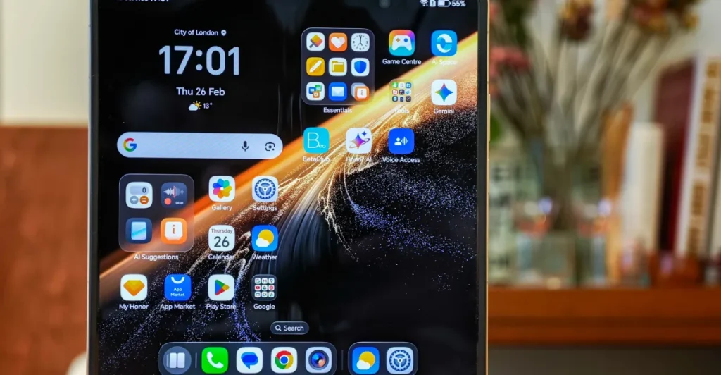 Honor Magic V6: il primo pieghevole con certificazione IP69 per resistenza agli agenti esterni.