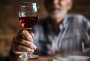 Chi è più a rischio di carenza di vitamina B1? Scopri i fattori principali