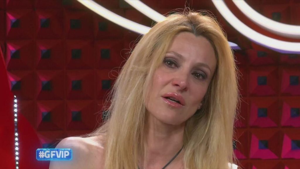 Grande Fratello Vip 2026, Adriana Volpe: “Non si può piacere a tutti” | Video Mediaset