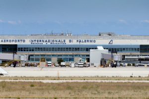 Aeroporto di Palermo: voli regolari e nessun allarme carburante attualmente presente.