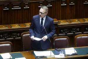 Guerra in agricoltura: Lollobrigida annuncia interventi necessari per sostenere il settore