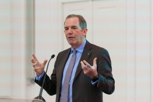 Finanza giovanile: CDP dialoga con studenti torinesi sulle nuove scelte economiche.