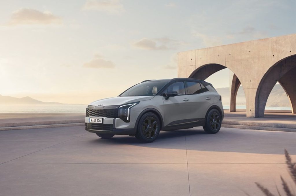 Kia lancia la Black Edition della Sportage: design esclusivo e sportività elevata.