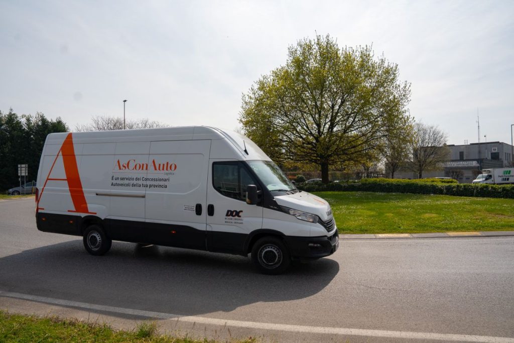 Riduci costi e consumi: la manutenzione regolare di AsConAuto è la soluzione ideale.