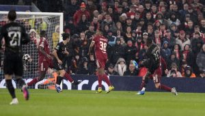 Doppietta di Dembélé: il PSG batte il Liverpool 2-0 e accede alle semifinali.