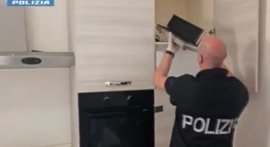 Latitante europeo arrestato a Catania: gestiva droga adulterata e falsi documenti.