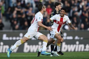 Genoa trionfa 2-1 a Pisa e si avvicina alla salvezza.