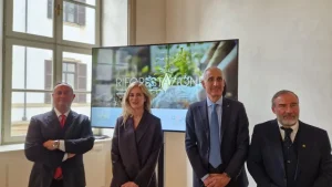 RiforestAzione: il progetto MASE, Axpo e Pulsee arriva a Torino per un futuro green.