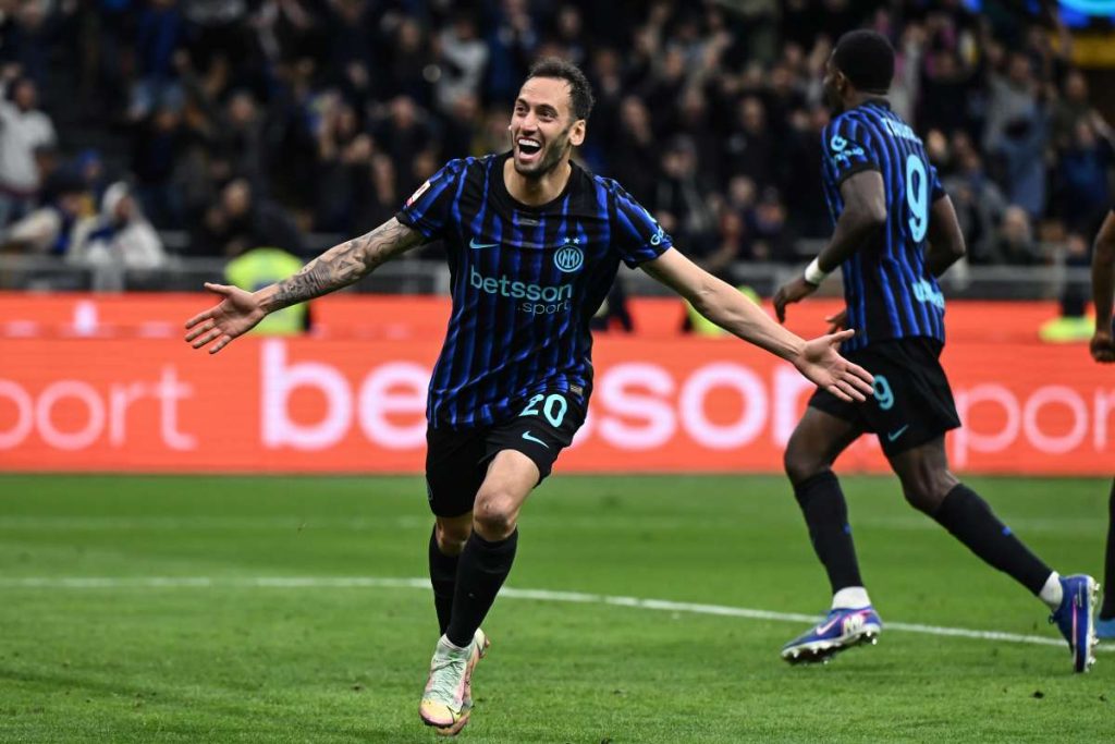 Inter trionfa in finale di Coppa Italia: rimonta spettacolare sul Como, 3-2.