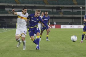 Lecce strappa un punto a Verona: 0-0 al Bentegodi in una gara equilibrata.