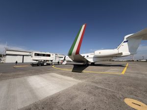 Bimbo di 2 anni salvato: volo d’urgenza dell’Aeronautica Militare da Palermo a Milano.