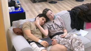 Amici 25: Valentina e Nicola si scambiano un bacio. Scopri il VIDEO!