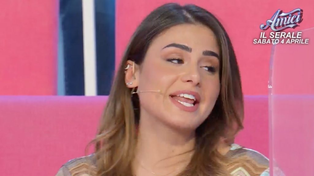 Alessia Antonetti lascia, accusa Ciro di aver danneggiato la sua carriera.