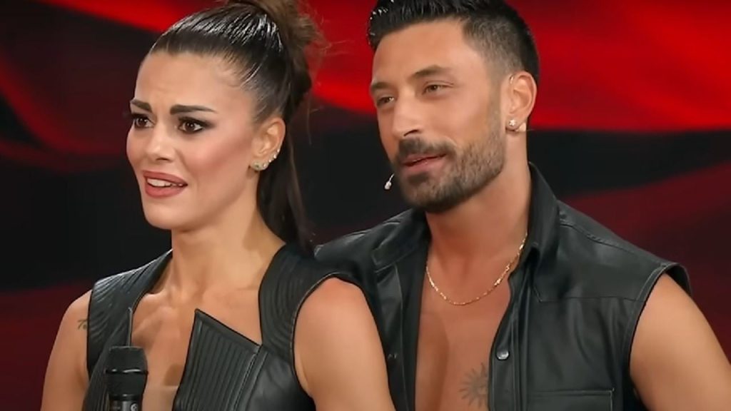 Bianca Guaccero e Giovanni Pernice: chiarimenti sulla presunta gravidanza della conduttrice.