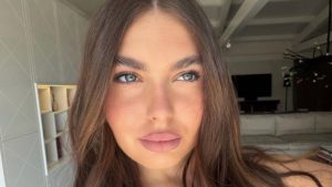 Critiche dure a Chanel Totti per il suo aspetto su Pechino Express – L’Estremo Oriente.