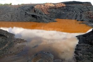Malawi sospende licenza mineraria per inquinamento del fiume da parte di una miniera di carbone.