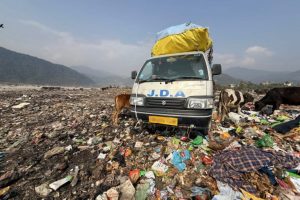 Inquinamento dei fiumi segna una crisi per la città di confine indiana con il Bhutan.