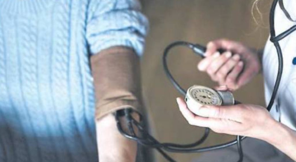 Ipertensione: come salvaguardare cuore e cervello monitorando i valori cruciali.