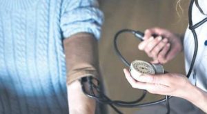 Ipertensione: come salvaguardare cuore e cervello monitorando i valori cruciali.