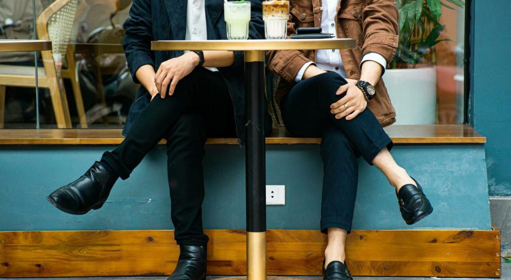 Le conversazioni evitabili possono rivelarsi le più piacevoli, secondo uno studio recente.