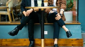 Le conversazioni evitabili possono rivelarsi le più piacevoli, secondo uno studio recente.