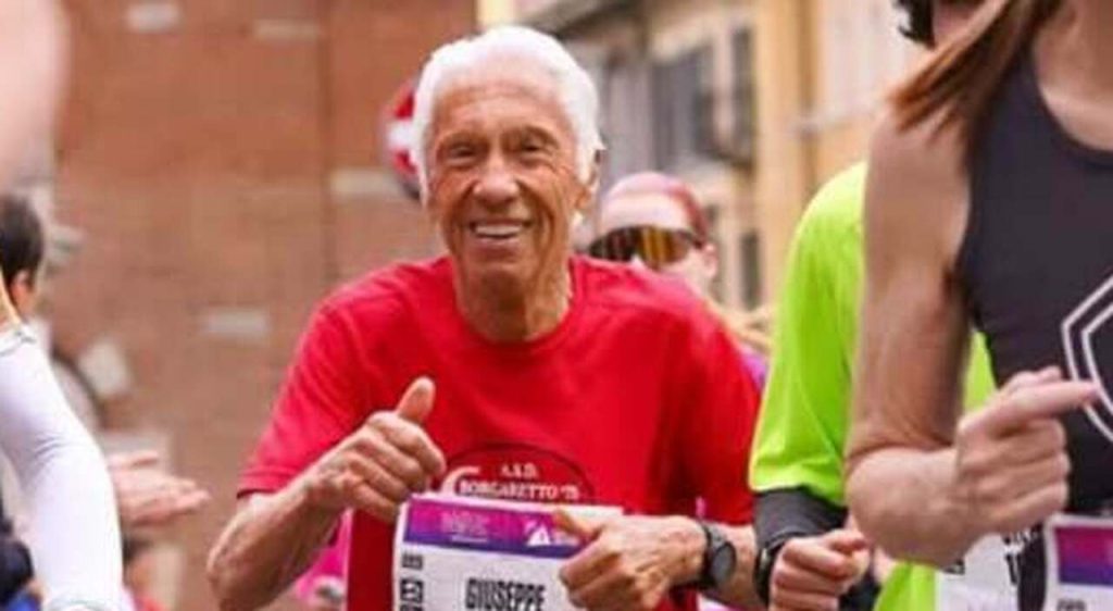 Giuseppe Damato, novant’anni e record nella mezza maratona: la sua sorprendente dieta.