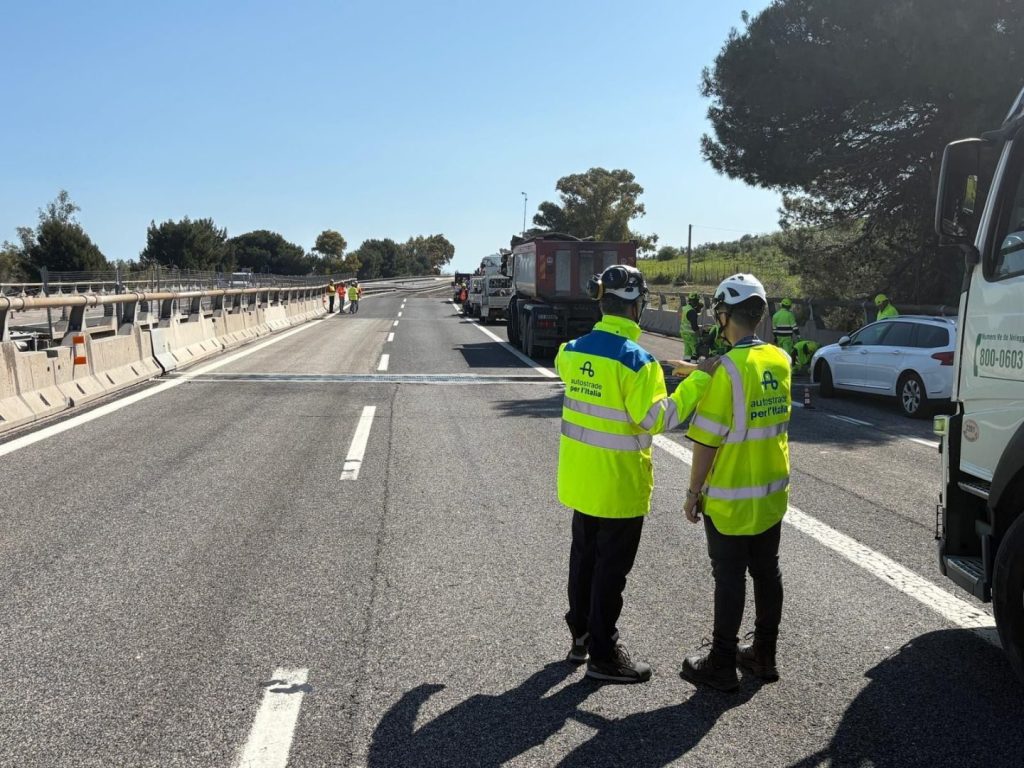 Riaperta la carreggiata sud dell’A14 tra Vasto Sud e Termoli dopo la frana di Petacciato.