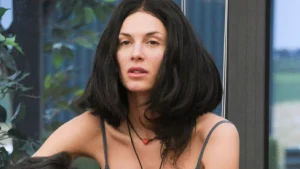 Blu ha creato un fidanzato immaginario: la sorprendente storia di Carlotta Cocina