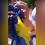 Tensioni al corteo del 25 aprile a Roma: +Europa con bandiere ucraine contro l’aggressione.