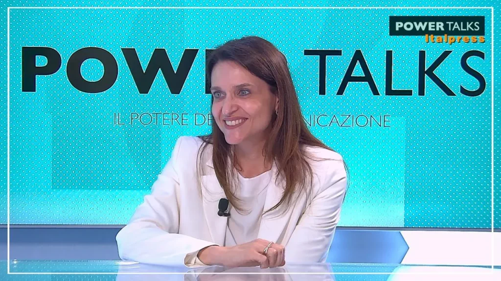 Serena Gamberoni: L’arte unisce i cuori e apre nuove strade diplomatiche