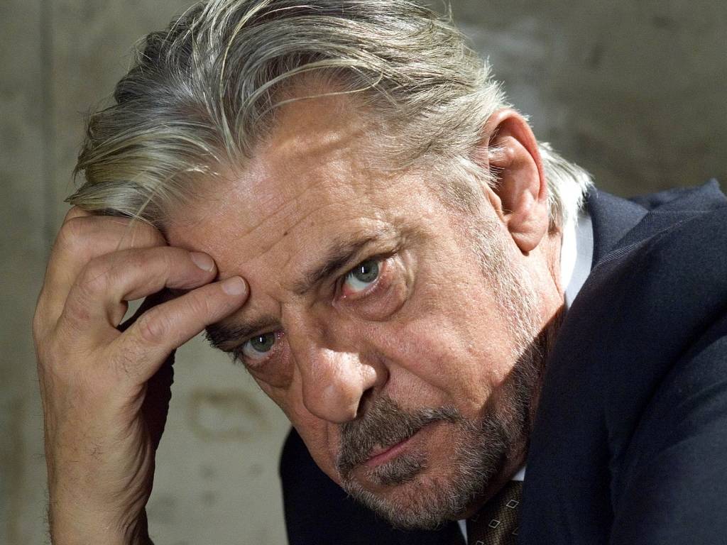 Giancarlo Giannini celebra 15 anni del Premio Troisi al Marefestival di Salina