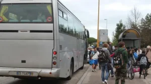 Gita scolastica per alunno Bes: genitori denunciano per accompagnamento obbligatorio del padre.