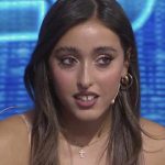 Giulia Stabile rivela la relazione segreta con un famoso cantante: ecco tutti i dettagli