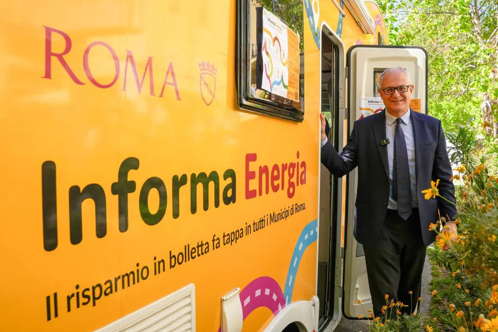 Riparte “Informa Energia”: il camper itinerante di Roma Capitale per l’informazione energetica.