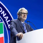 Del Debbio critica la convocazione di Tajani a Mediaset: decisione errata per Forza Italia.