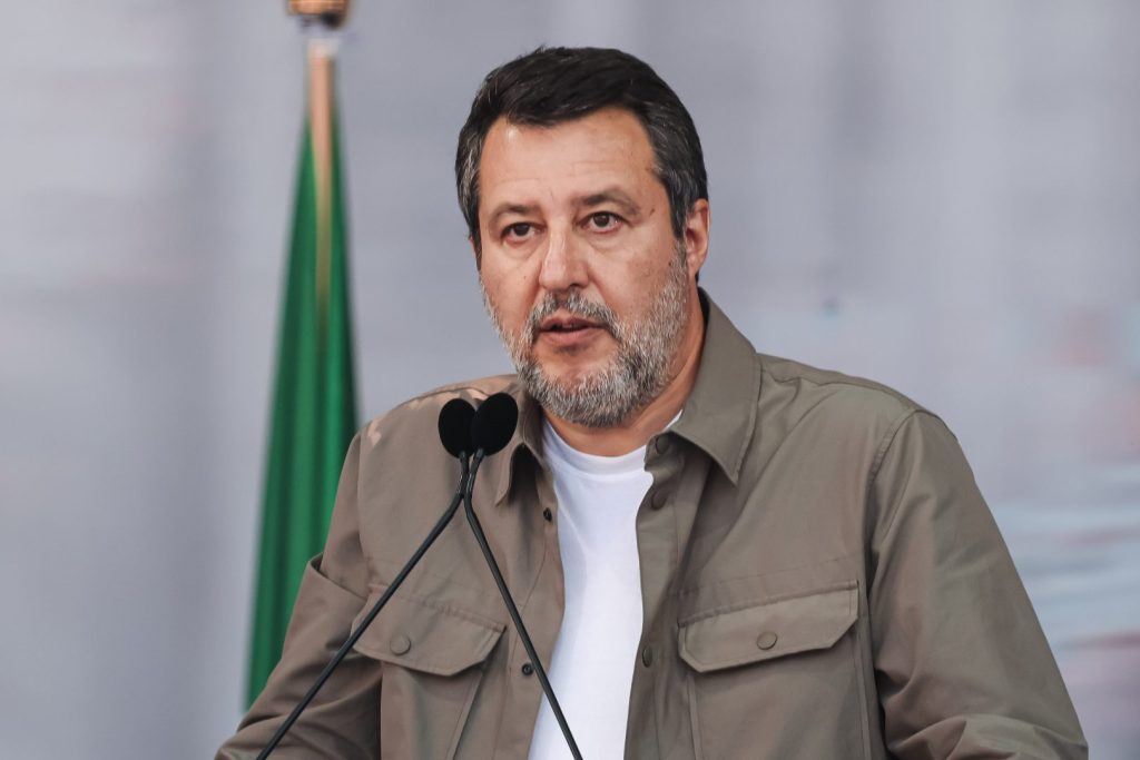 Salvini: Maggiori investimenti per supportare famiglie e imprese in difficoltà.